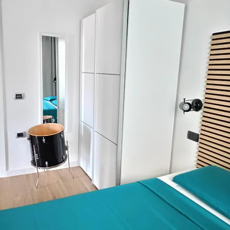 Jazz House * Solanas